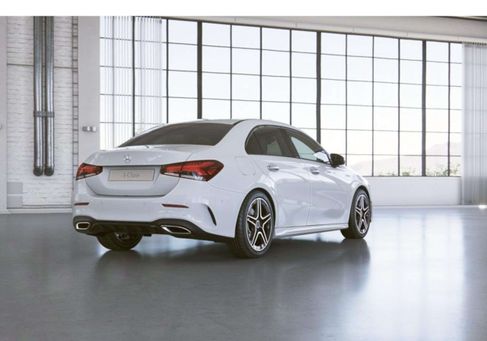 Mercedes-Benz A 250, 2022