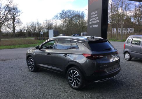 Opel Grandland X, 2018 3