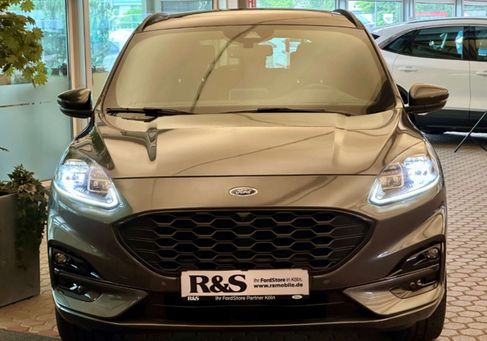 Ford Kuga, 2022