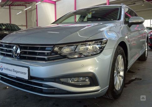 Volkswagen Passat Variant, 2022