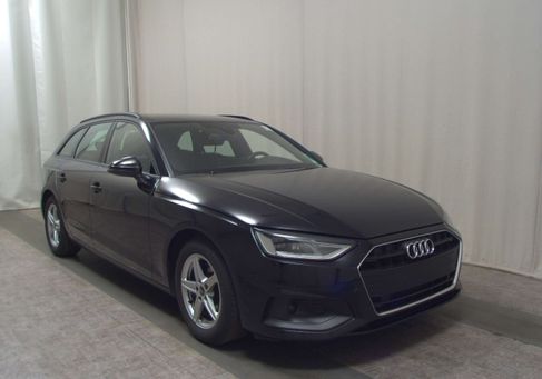 Audi A4, 2022