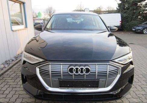 Audi e-tron, 2022 3