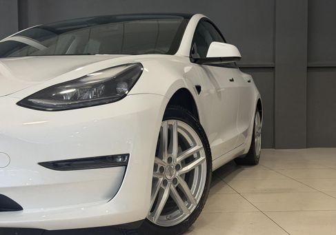 Tesla Model 3, 2022 2