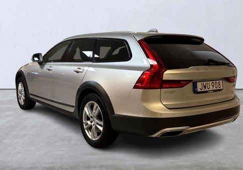 Volvo V90 Cross Country, 2019