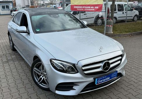 Mercedes-Benz E 200, 2020