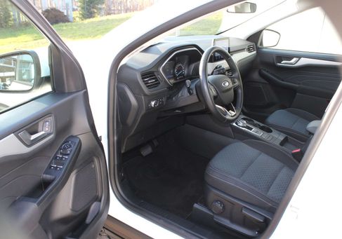 Ford Kuga, 2021