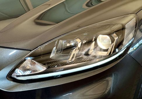 Ford Kuga, 2021