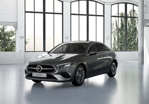 Mercedes-Benz A 180, 2025
