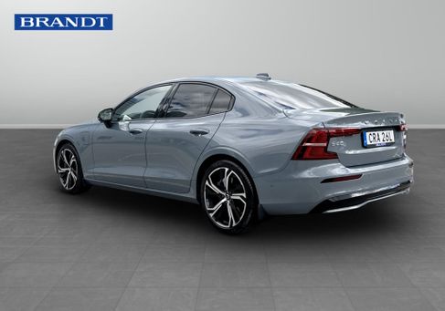 Volvo S60, 2023