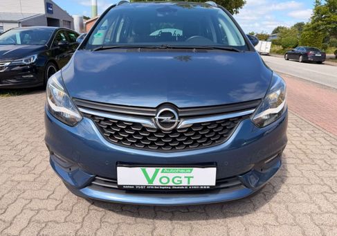 Opel Zafira, 2017