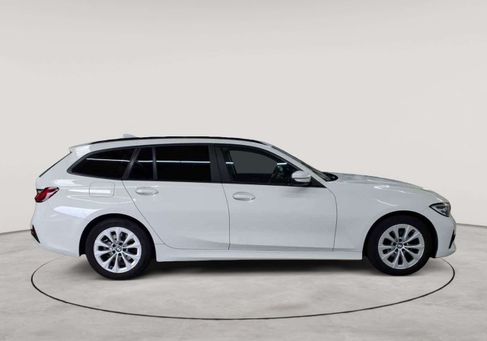 BMW 316, 2022 3