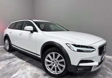 Volvo V90 Cross Country, 2018