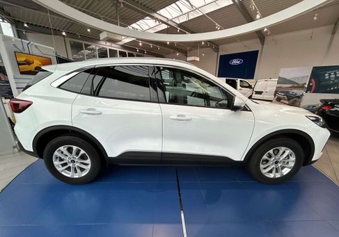 Ford Kuga, 2025