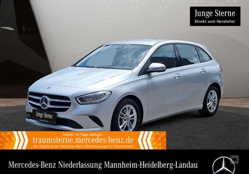 Mercedes-Benz B 180, 2020