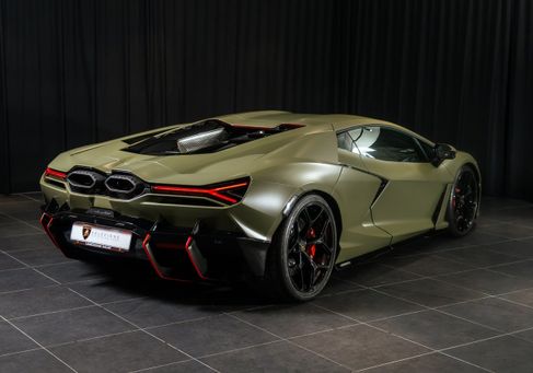 Lamborghini, 2024