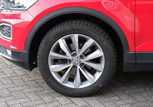 Volkswagen T-Roc, 2019