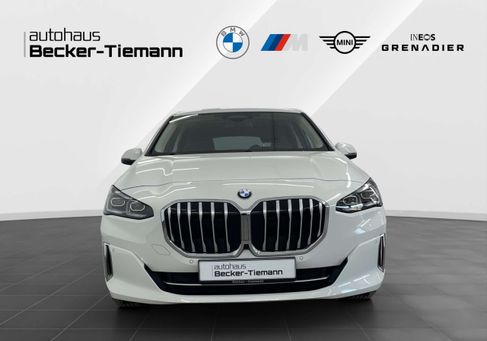 BMW 218, 2022 2