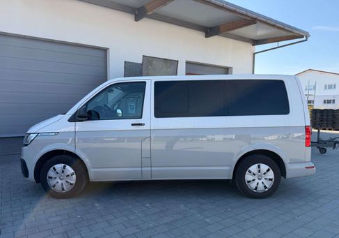 Volkswagen T6 Multivan, 2021