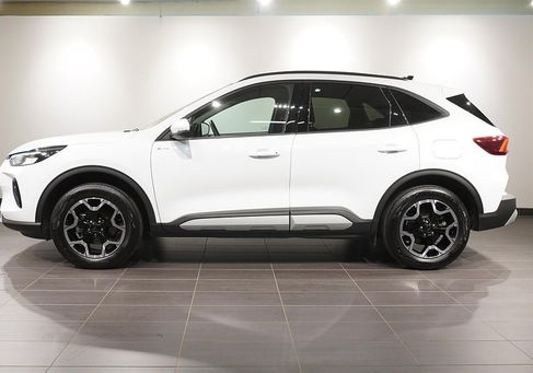 Ford Kuga, 2025