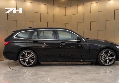 BMW 330, 2021 2