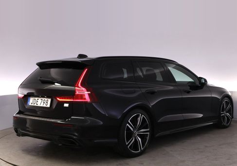 Volvo V60, 2021