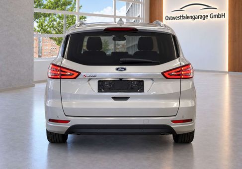 Ford S-Max, 2022 3