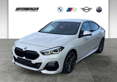 BMW 220, 2022