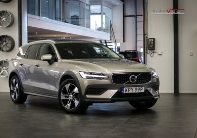Volvo V60 Cross Country, 2022