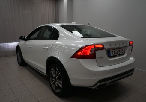 Volvo S60 Cross Country, 2016