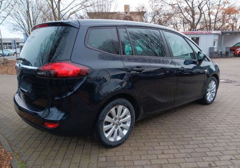 Opel Zafira, 2019