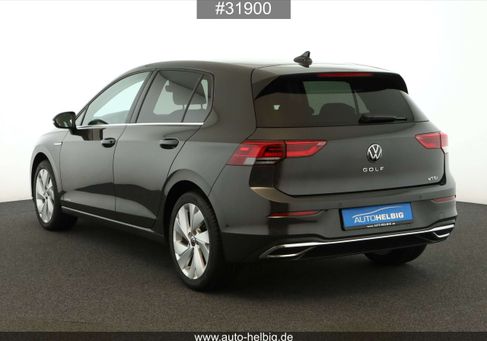 Volkswagen Golf, 2024 3