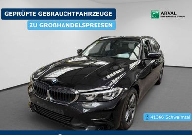 BMW 318, 2022