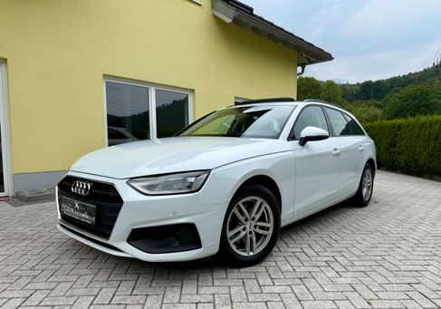 Audi A4, 2022