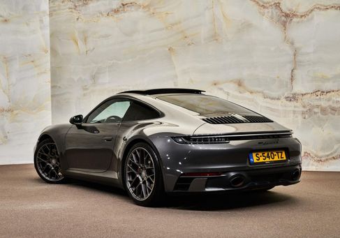 Porsche 992, 2020