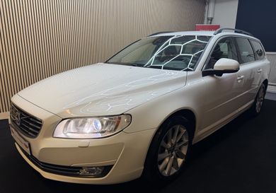 Volvo V70, 2016