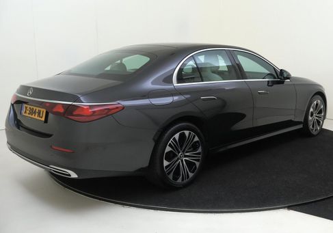 Mercedes-Benz E 300, 2024