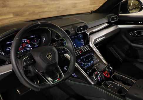 Lamborghini Urus, 2020