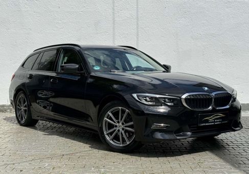 BMW 318, 2022