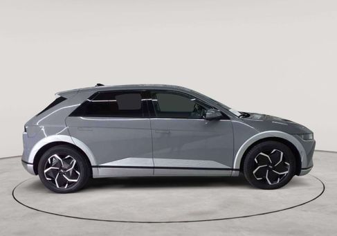 Hyundai IONIQ, 2022 3