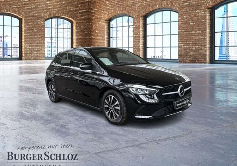 Mercedes-Benz B 180, 2025