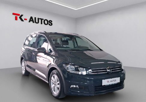 Volkswagen Touran, 2022 3