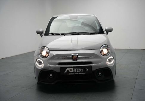 Abarth 595, 2022