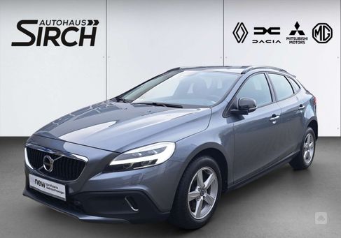 Volvo V40, 2017