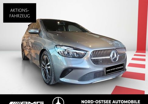 Mercedes-Benz B 180, 2026