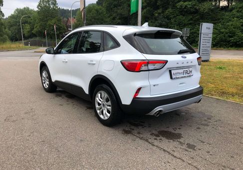 Ford Kuga, 2022