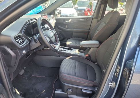 Ford Kuga, 2022