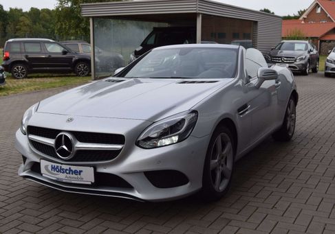 Mercedes-Benz SLC 180, 2018 3