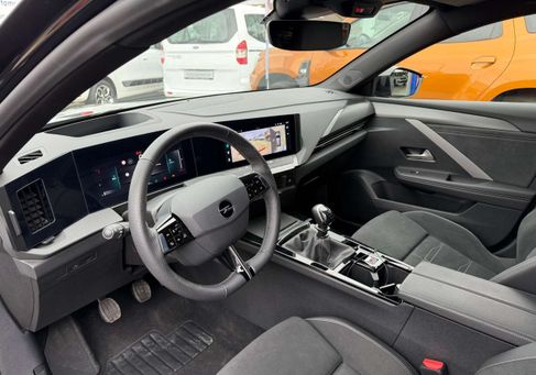 Opel Astra, 2025 2