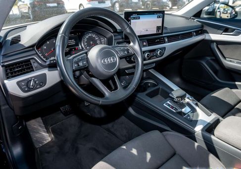 Audi A4, 2021