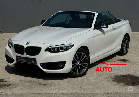 BMW 220, 2021